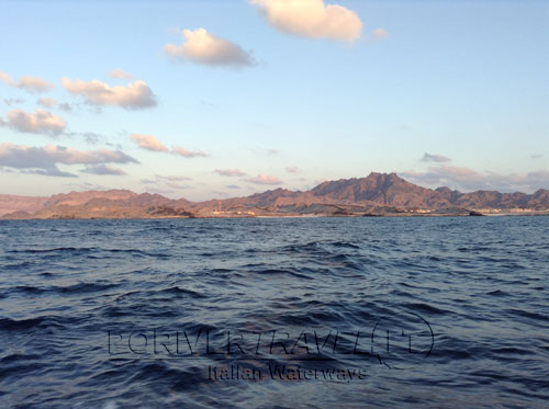 Panorama dalla barca, Isole nel Mar Arabico